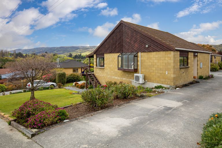 Photo of property in 8 Tweed Street, Roxburgh, 9500