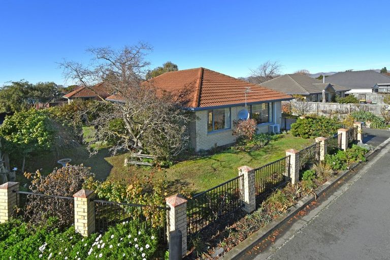 Photo of property in 29 Cossar Street, Burwood, Christchurch, 8083
