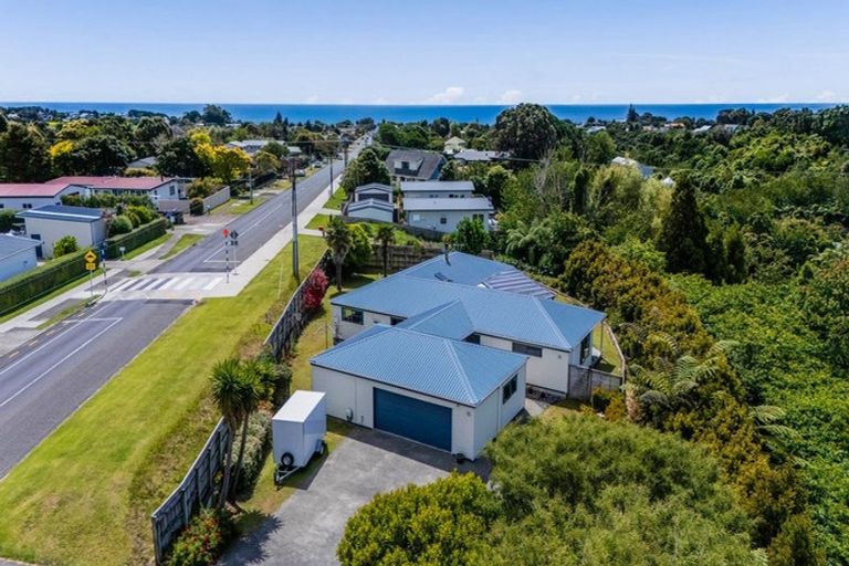 Photo of property in 125 Wairau Road, Oakura, 4314