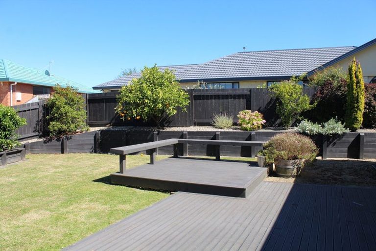 Photo of property in 92 Parnell Heights, Kelvin Grove, Palmerston North, 4414