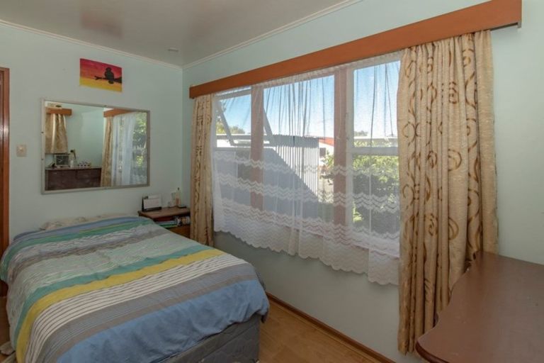 Photo of property in 60 Bledisloe Road, Maraenui, Napier, 4110