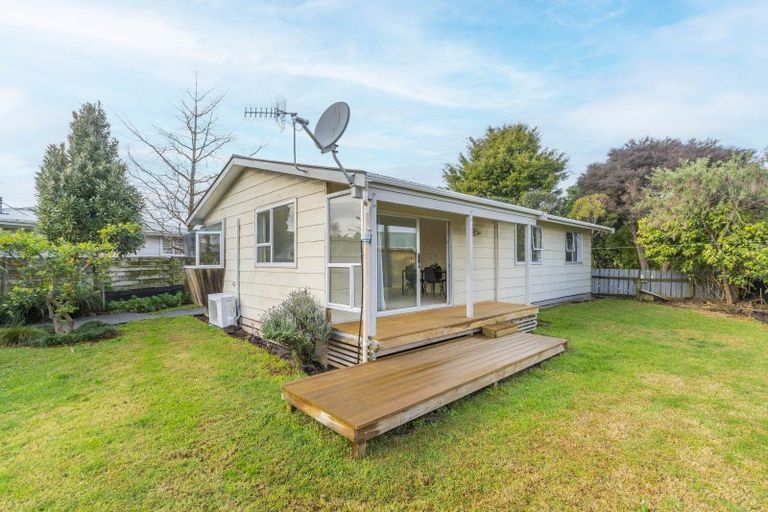 Photo of property in 5 Larch Grove, Paraparaumu, 5032