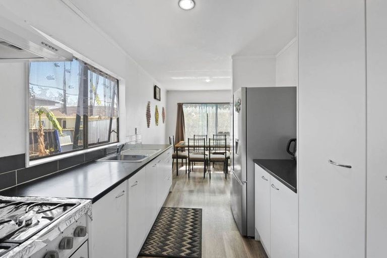 Photo of property in 2/268 Porchester Road, Takanini, 2112