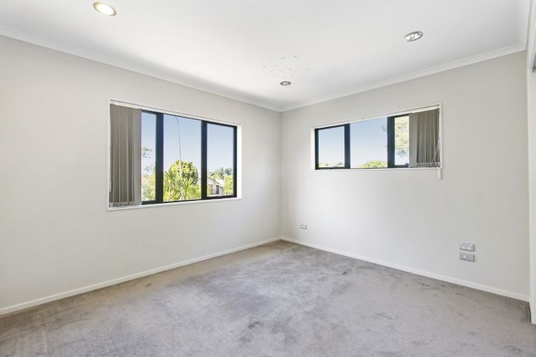 Photo of property in 28 Stratford Road, Manurewa, Auckland, 2105