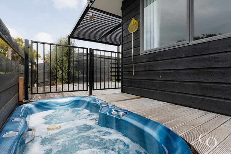 Photo of property in 10a College Place, Poike, Tauranga, 3112