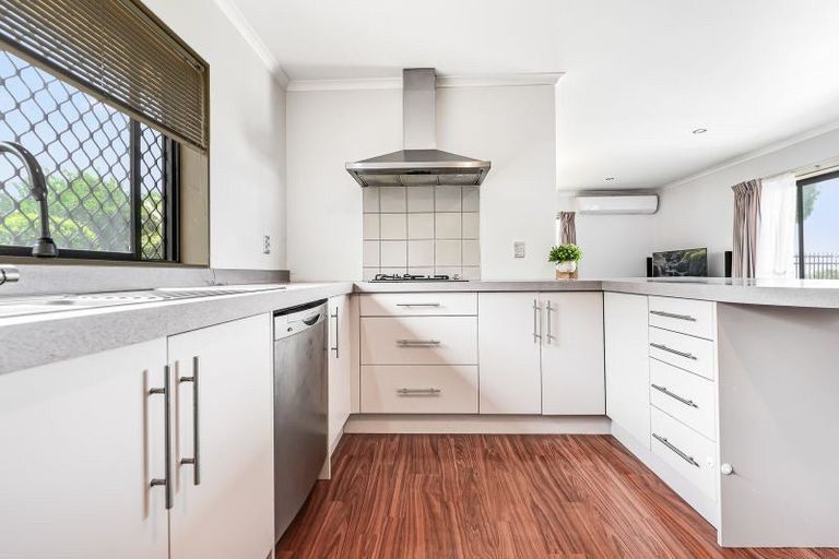 Photo of property in 47 Somerton Drive, Huntington, Hamilton, 3210