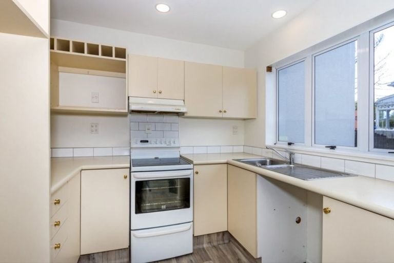 Photo of property in 2/419 Madras Street, St Albans, Christchurch, 8014