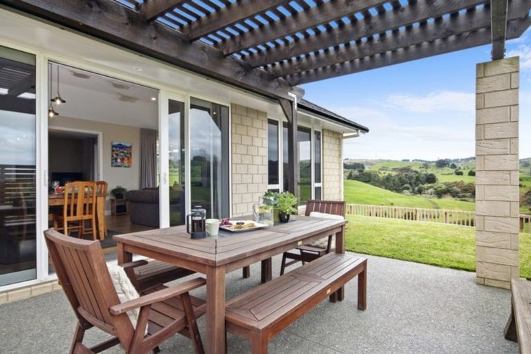 Photo of property in 98 Huia Road, Pokeno, 2472