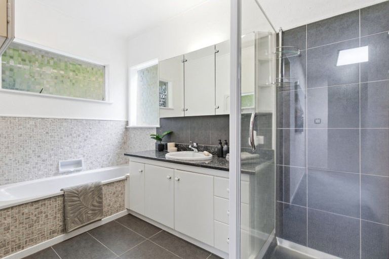 Photo of property in 13a Upper Bourke Street, Kilbirnie, Wellington, 6022