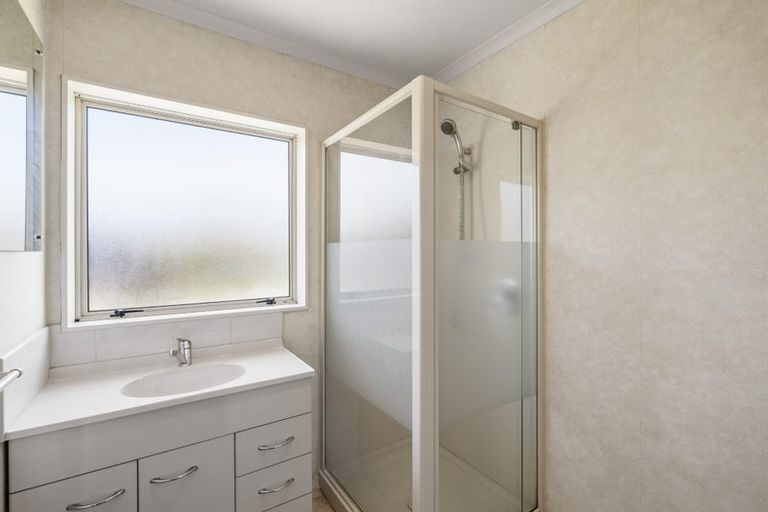 Photo of property in 1 Tui Street, Mount Maunganui, 3116