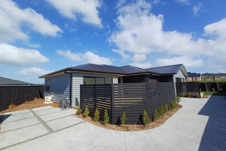 Photo of property in 15 Hicks Road, Lower Shotover, Queenstown, 9304