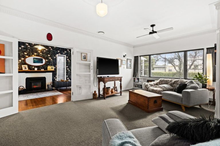 Photo of property in 4 Higgins Street, Marewa, Napier, 4110