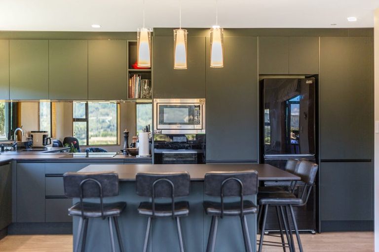 Photo of property in 68a Marchant Road, Kaitoke, Upper Hutt, 5018