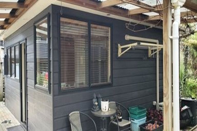 Photo of property in 48 Parker Avenue, New Lynn, Auckland, 0600