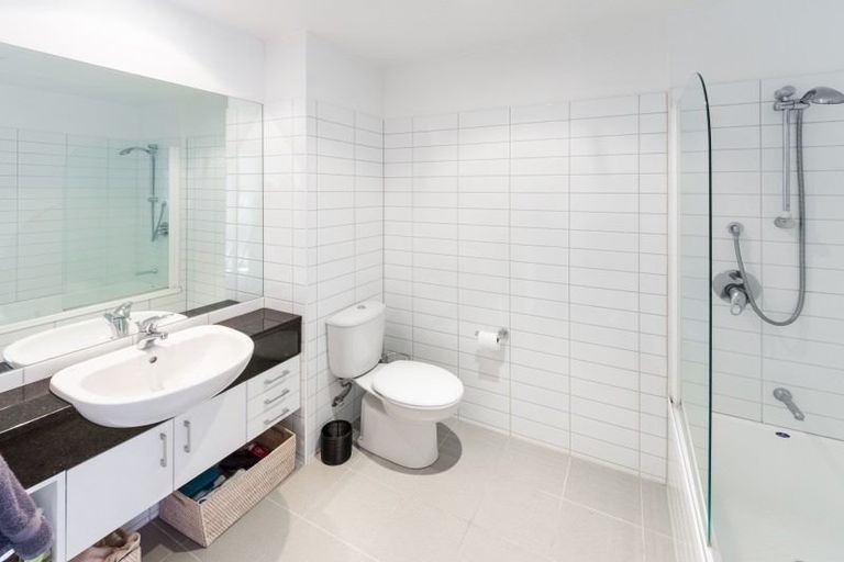 Photo of property in Kate Sheppard Apartments, 5f/42 Molesworth Street, Thorndon, Wellington, 6011