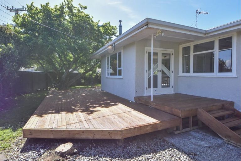 Photo of property in 89 Victoria Street, Carterton, 5713