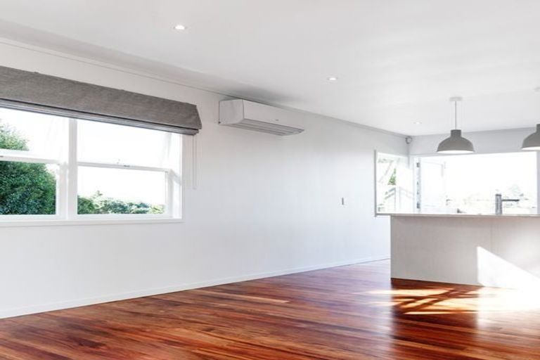 Photo of property in 1/17 Waipa Street, Birkenhead, Auckland, 0626