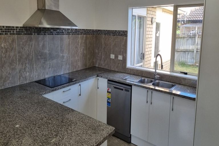 Photo of property in 37 Innisowen Place, Flat Bush, Auckland, 2019