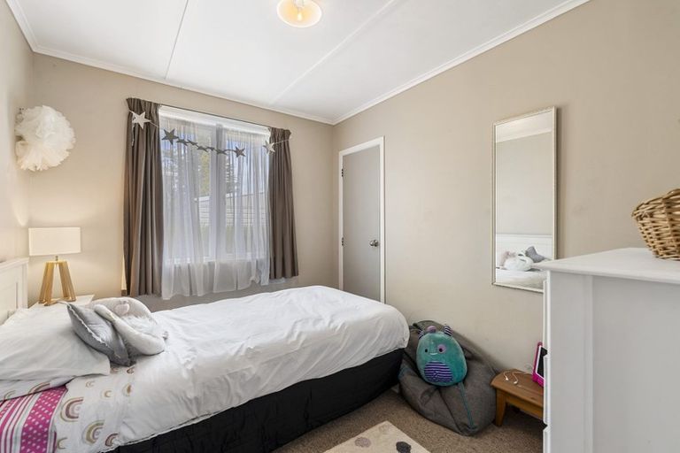 Photo of property in 20 Basley Road, Owhata, Rotorua, 3010