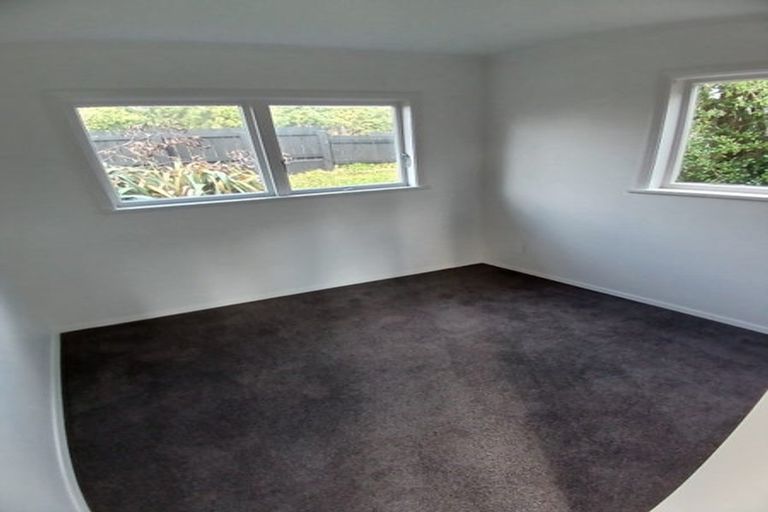 Photo of property in 37 Tremewan Street, Tawa, Wellington, 5028
