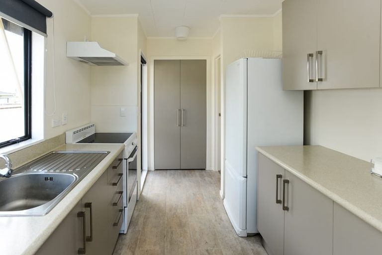 Photo of property in 15 Gillies Crescent, Waimarama, Havelock North, 4294