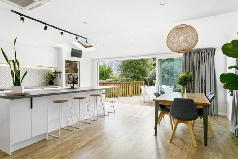 Photo of property in 24 Sunset Street, Hilltop, Taupo, 3330