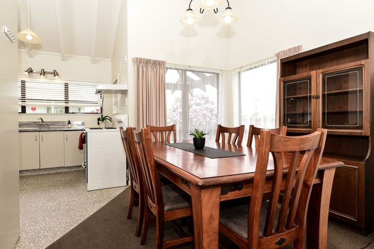 Photo of property in 23 Endeavour Avenue, Flagstaff, Hamilton, 3210