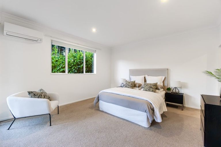 Photo of property in 339 Glenvar Road, Long Bay, Auckland, 0630