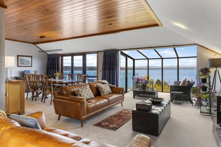 Photo of property in 39 Wakeman Road, Acacia Bay, Taupo, 3330