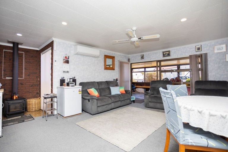 Photo of property in 7 Hunter Street, Dannevirke, 4930