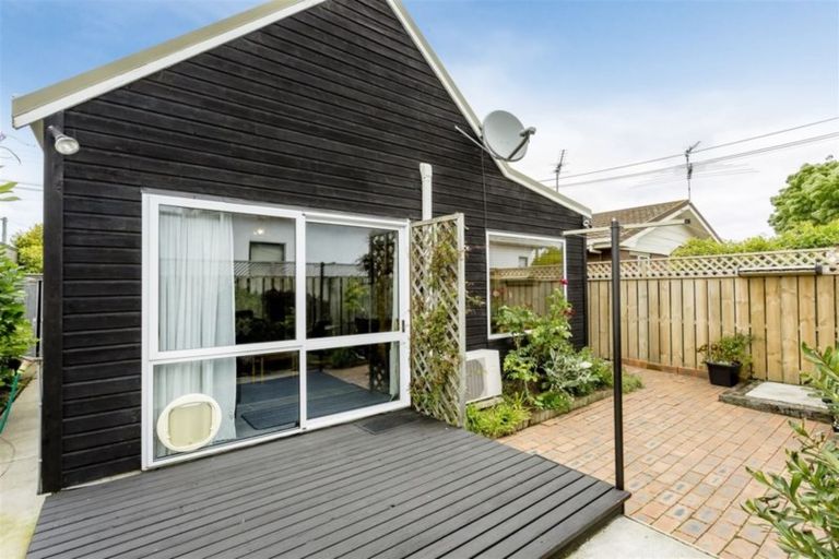 Photo of property in 84 Bay View Road, South Dunedin, Dunedin, 9012