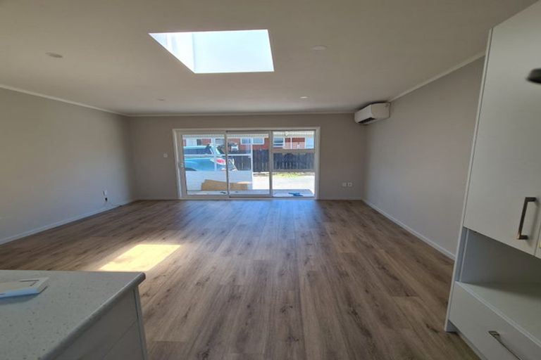 Photo of property in 1/83 Harris Street, Pukekohe, 2120