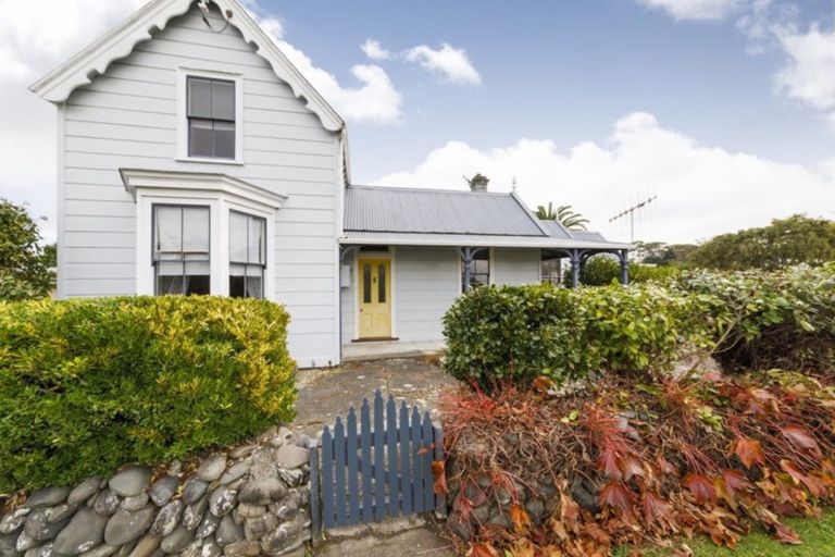 Photo of property in 15 Daniell Street, Bulls, 4818