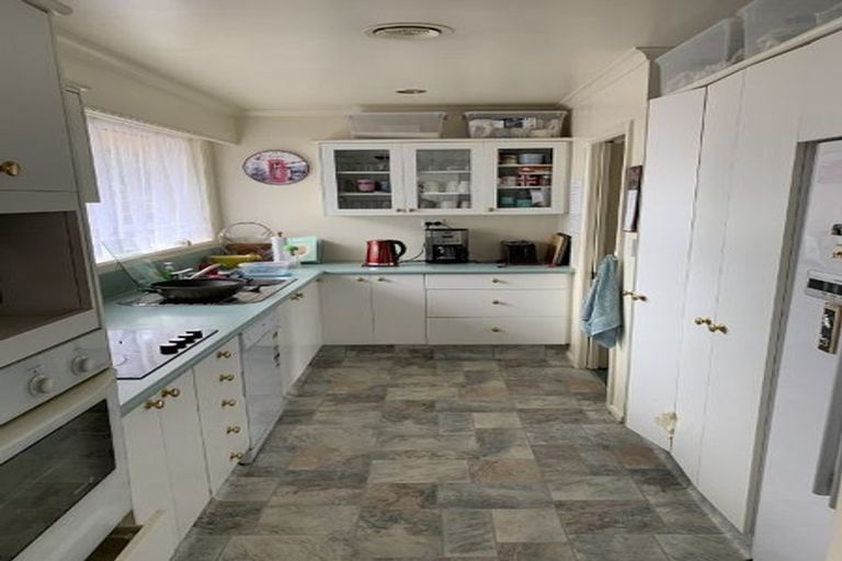 Photo of property in 43 Sevenoaks Drive, Bryndwr, Christchurch, 8053