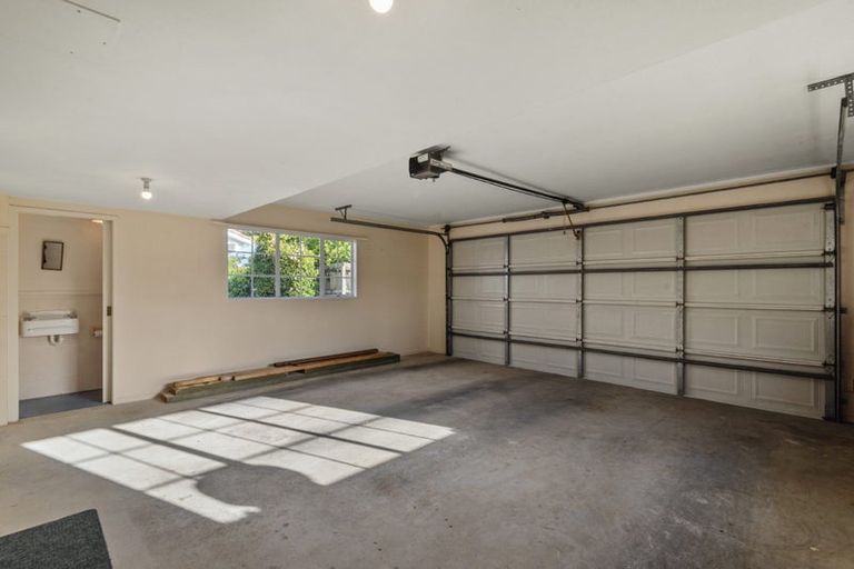 Photo of property in 111 Deep Creek Road, Torbay, Auckland, 0630