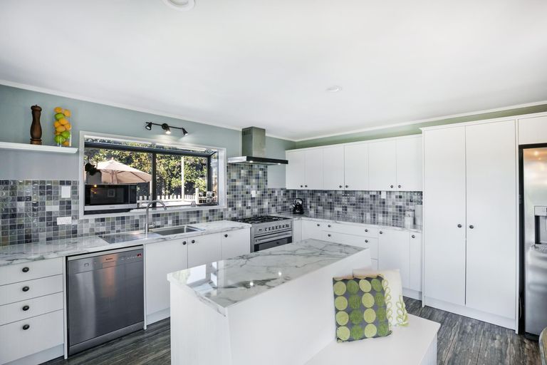 Photo of property in 127 Patumahoe Road, Patumahoe, Pukekohe, 2678