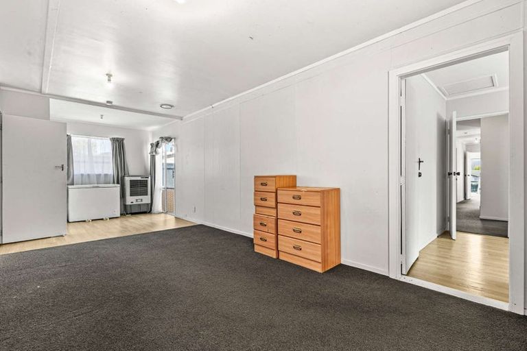 Photo of property in 49 Neri Crescent, Pomare, Rotorua, 3015