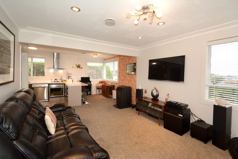 Photo of property in 23 Warwick Street, Balaclava, Dunedin, 9011