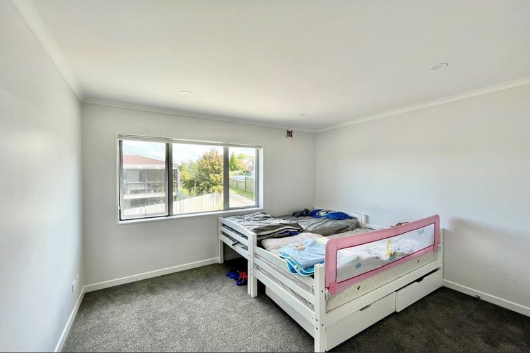 Photo of property in 116a Weatherly Road, Torbay, Auckland, 0630