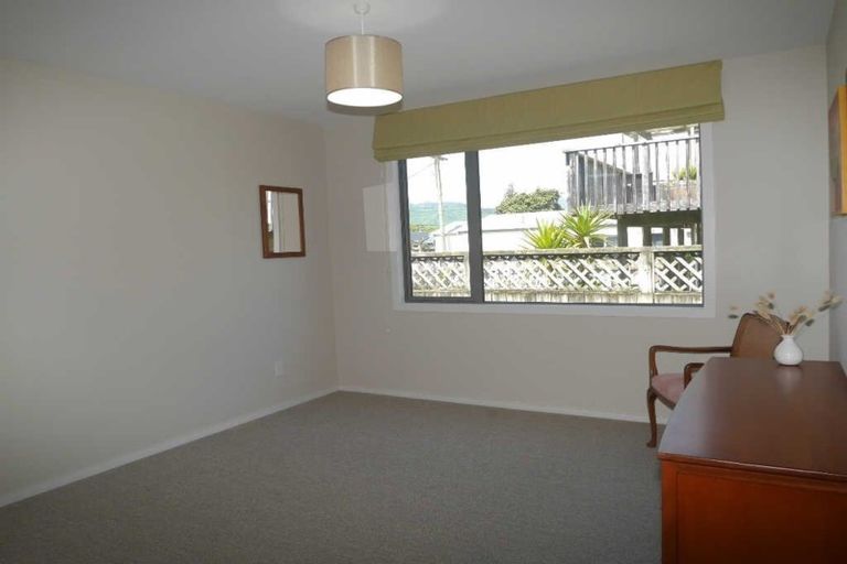 Photo of property in 22 Rauparaha Street, Waikanae Beach, Waikanae, 5036