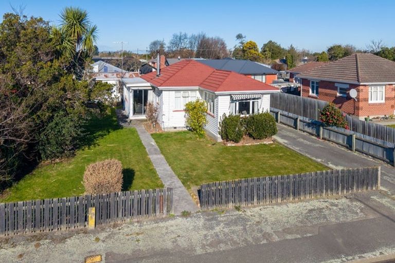 Photo of property in 75 Mcmurdo Street, Tinwald, Ashburton, 7700