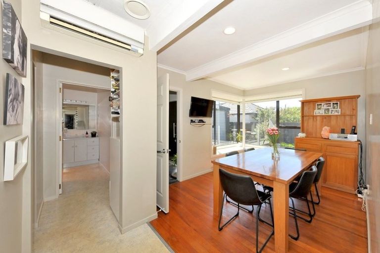 Photo of property in 59 Balrudry Street, Avonhead, Christchurch, 8042