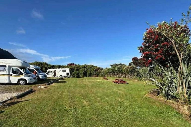 Photo of property in 117-119 Torea Street, Granity, 7823