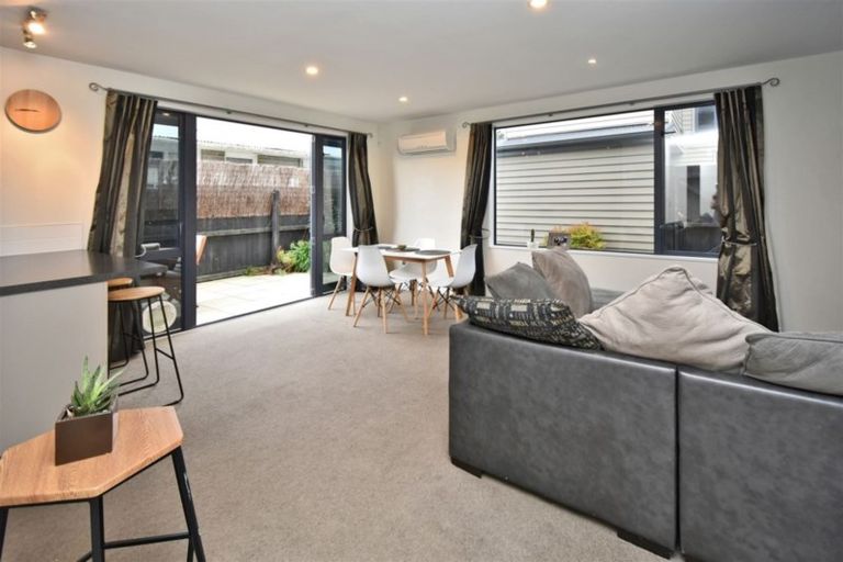 Photo of property in 500a Barbadoes Street, Edgeware, Christchurch, 8013