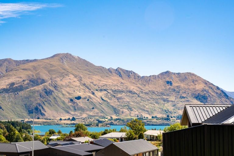 Photo of property in 6 Tuohy Lane, Wanaka, 9305
