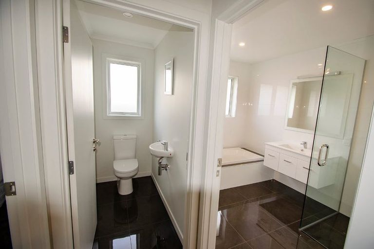 Photo of property in 10 Phoenix Place, Cromwell, 9310