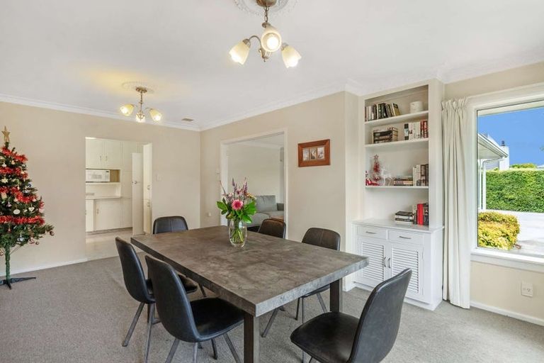 Photo of property in 1 Sevenoaks Drive, Bryndwr, Christchurch, 8053