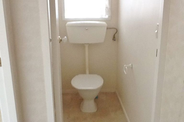 Photo of property in 4 Akepiro Place, Tawhero, Whanganui, 4501