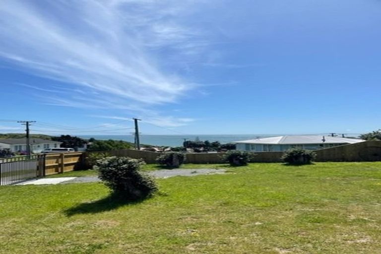 Photo of property in 26 Tuki Street, Titahi Bay, Porirua, 5022