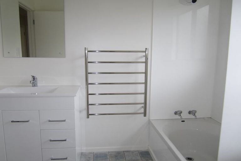 Photo of property in 2/21 Hinemoa Avenue, Taupo, 3330